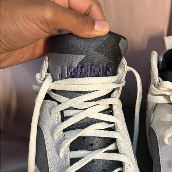 Jordan Kids Sneakers in Cream and Gray with Purple Logo Sneakers